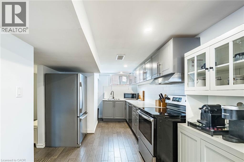 40 N Ellis Crescent N, Waterloo, Ontario  N2J 3N4 - Photo 33 - 40822140