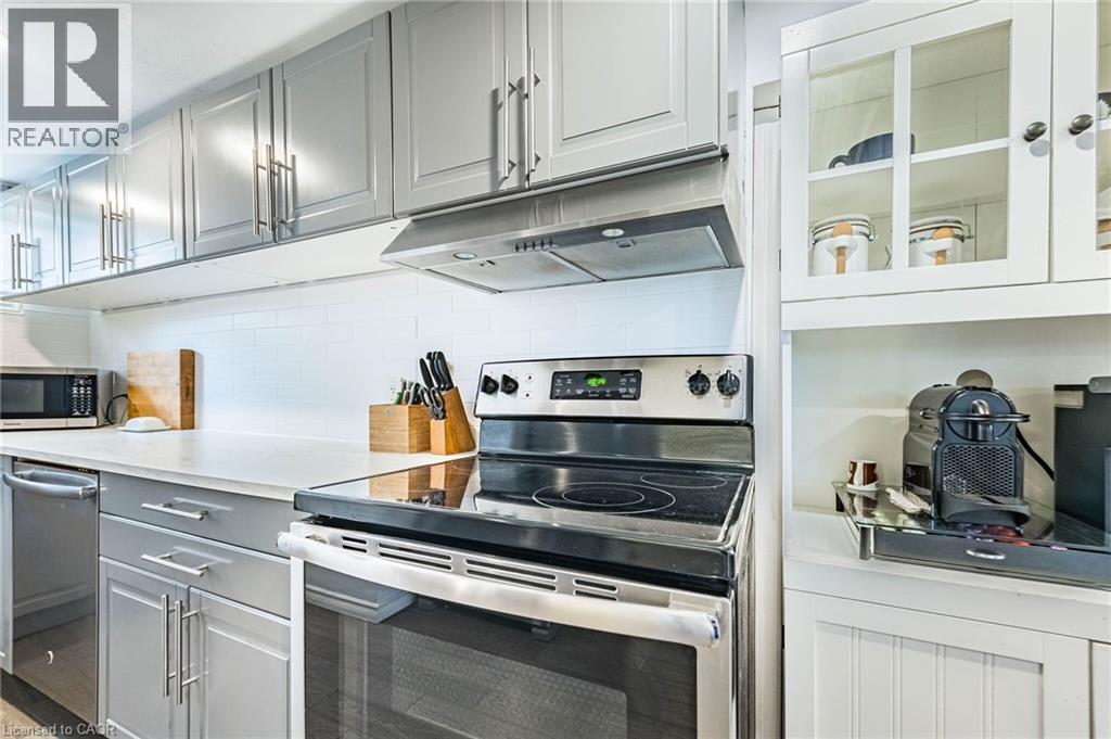 40 N Ellis Crescent N, Waterloo, Ontario  N2J 3N4 - Photo 37 - 40822140