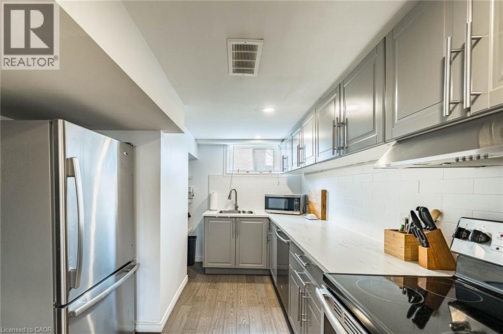 40 N Ellis Crescent N, Waterloo, Ontario  N2J 3N4 - Photo 34 - 40822140