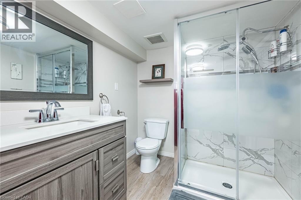 40 N Ellis Crescent N, Waterloo, Ontario  N2J 3N4 - Photo 39 - 40822140