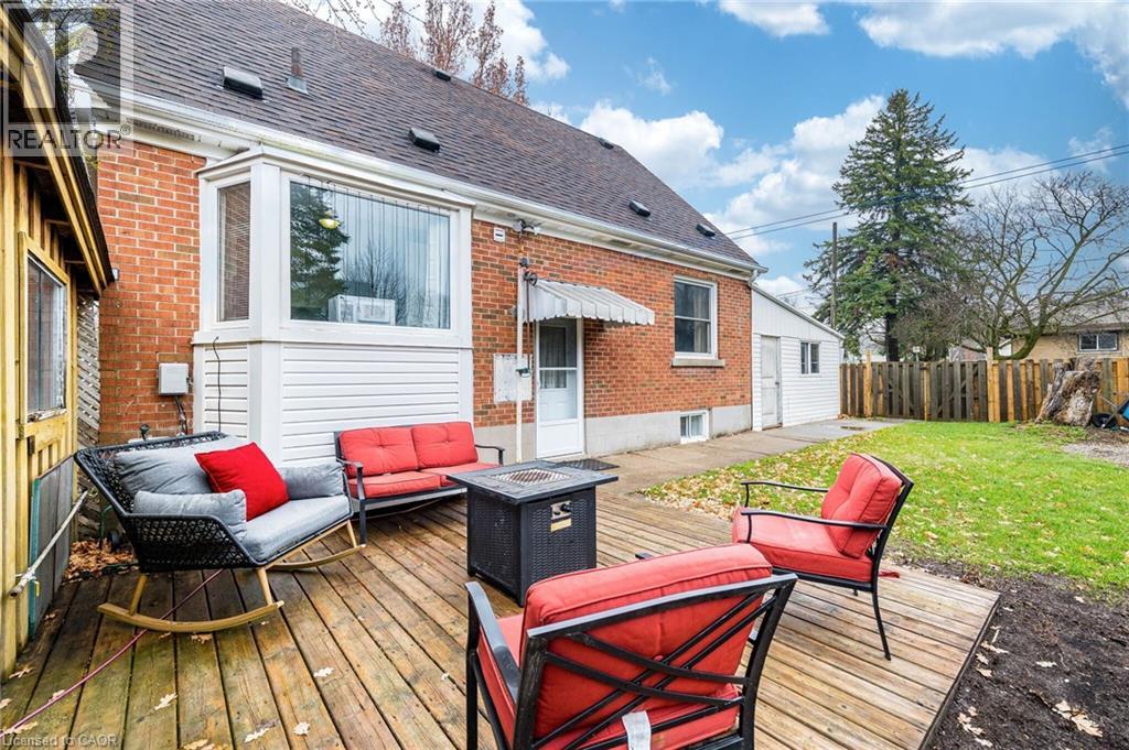 40 N Ellis Crescent N, Waterloo, Ontario  N2J 3N4 - Photo 49 - 40822140