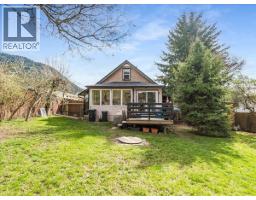 702 6th Street, Castlegar, British Columbia