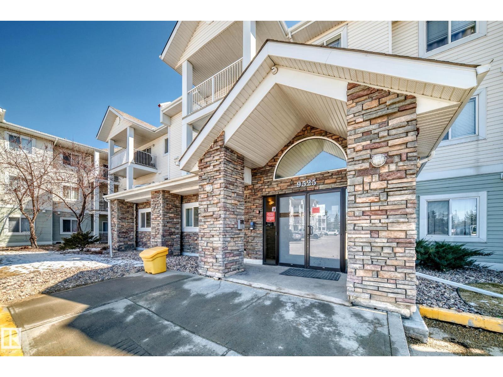 #324 9525 162 AV NW NW, edmonton, Alberta