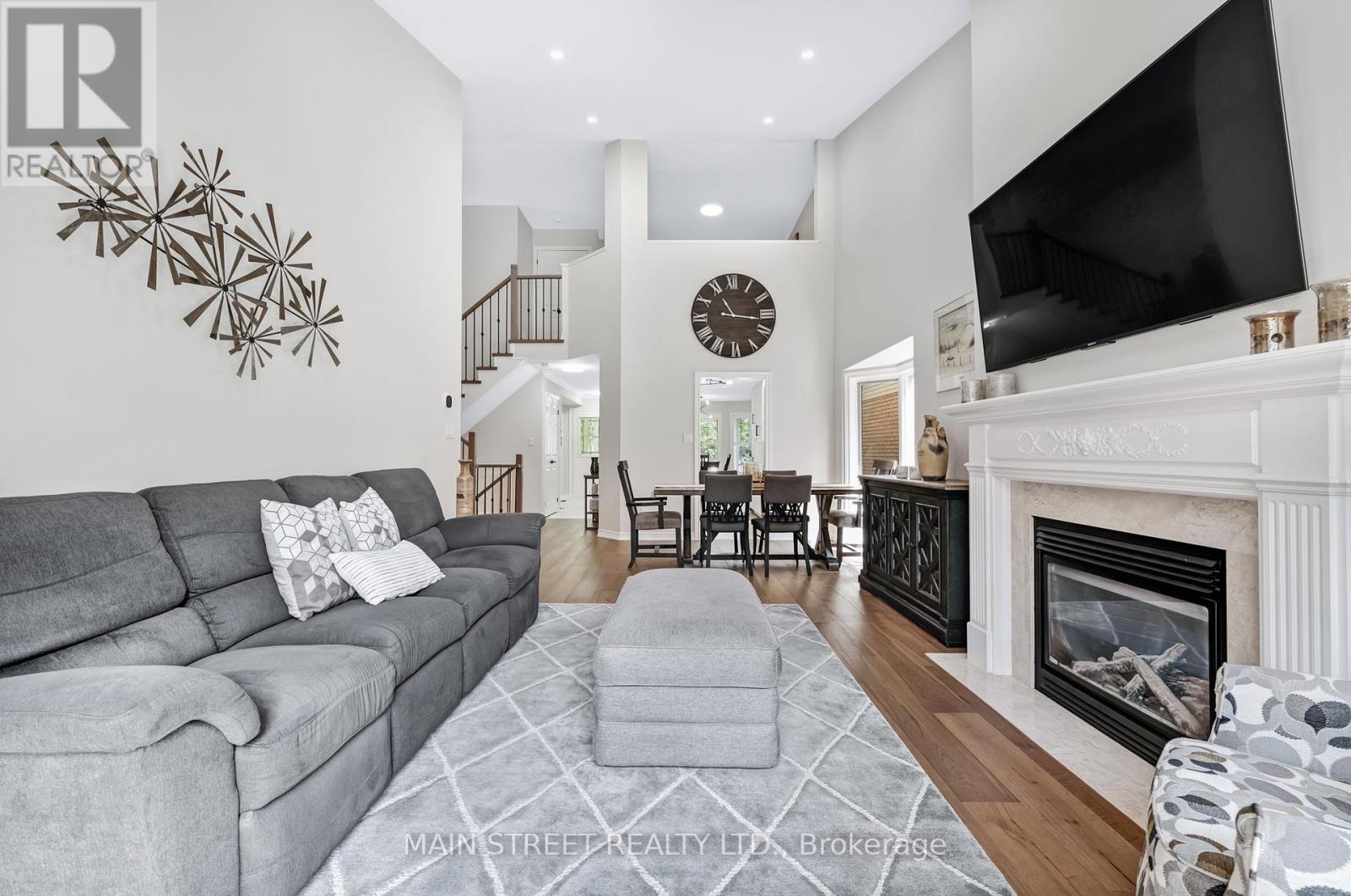 40 Via Amici, New Tecumseth, Ontario  L9R 2B4 - Photo 5 - N13016784