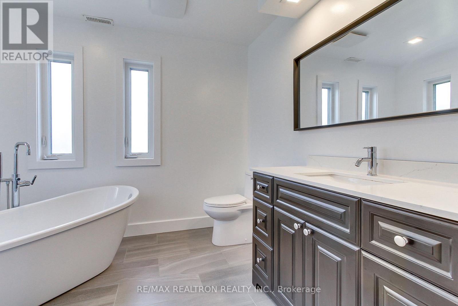 860 Blackwoods Avenue, Innisfil, Ontario  L9S 1S8 - Photo 36 - N13016836