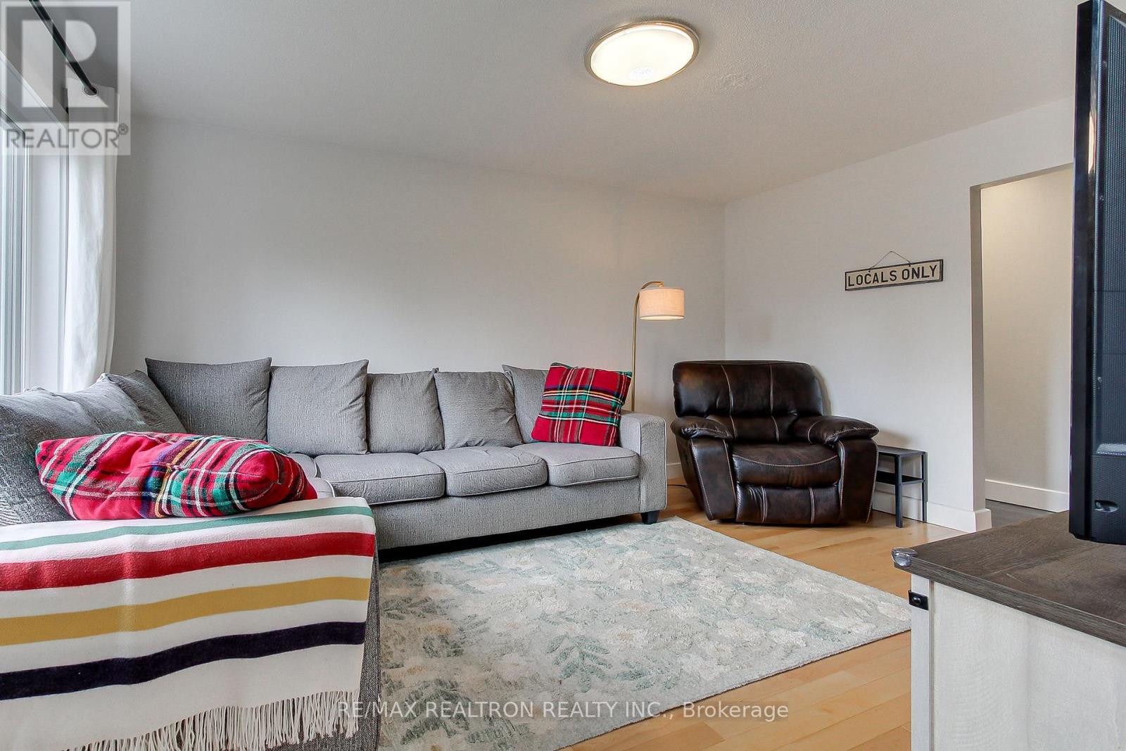 860 Blackwoods Avenue, Innisfil, Ontario  L9S 1S8 - Photo 6 - N13016836