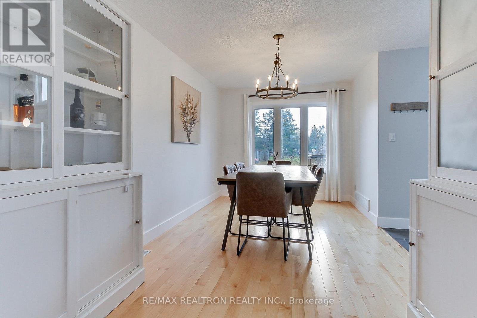 860 Blackwoods Avenue, Innisfil, Ontario  L9S 1S8 - Photo 9 - N13016836