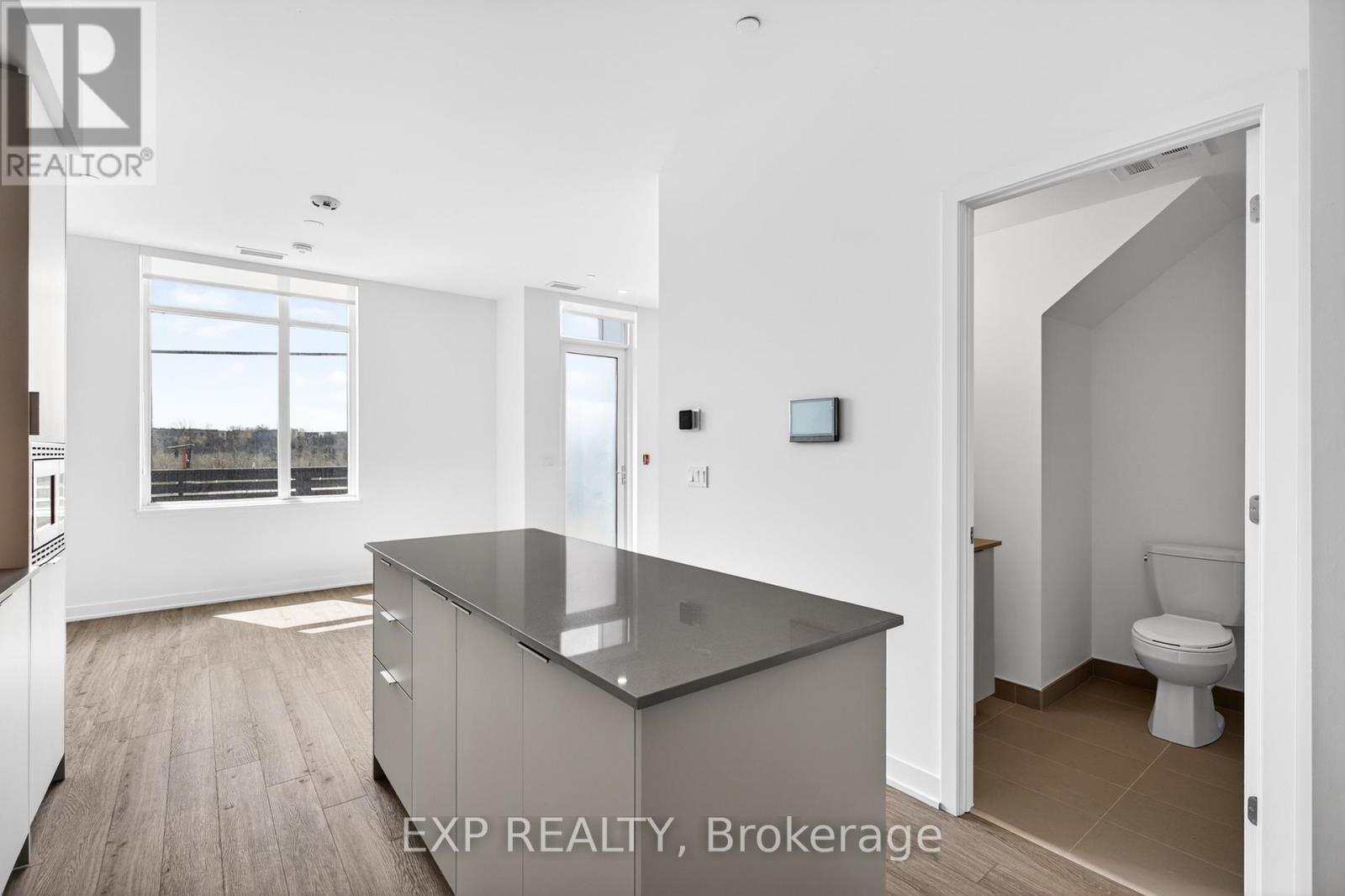 B108 - 3071 Trafalgar Road, Oakville, Ontario  L6H 8C6 - Photo 13 - W13016848