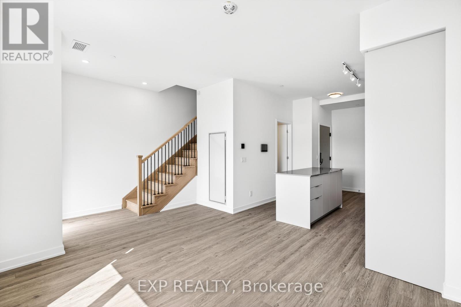 B108 - 3071 Trafalgar Road, Oakville, Ontario  L6H 8C6 - Photo 23 - W13016848