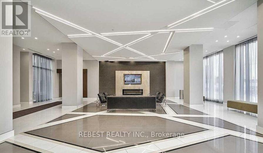 403 - 5025 Four Springs Avenue W, Mississauga, Ontario  L5R 0E4 - Photo 2 - W13016850