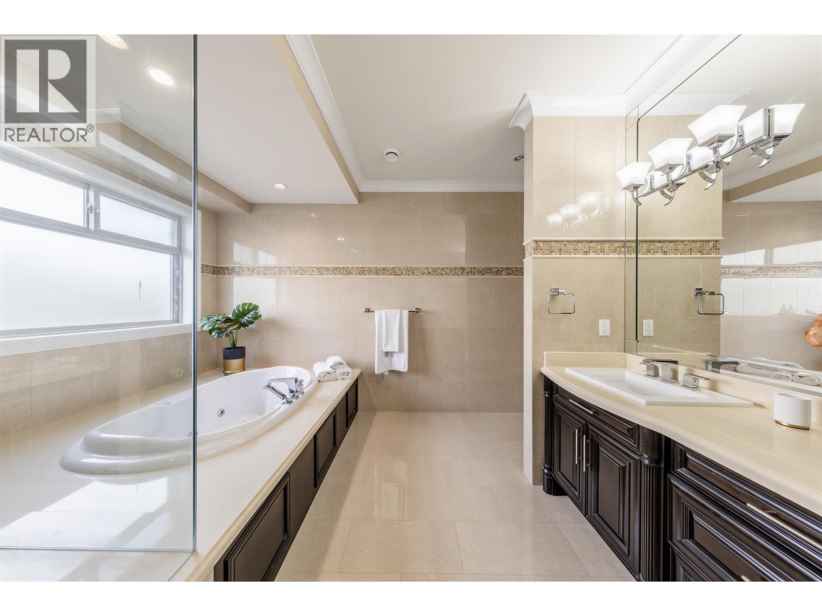 9760 Saunders Road, Richmond, British Columbia  V7A 2B4 - Photo 24 - R3095834