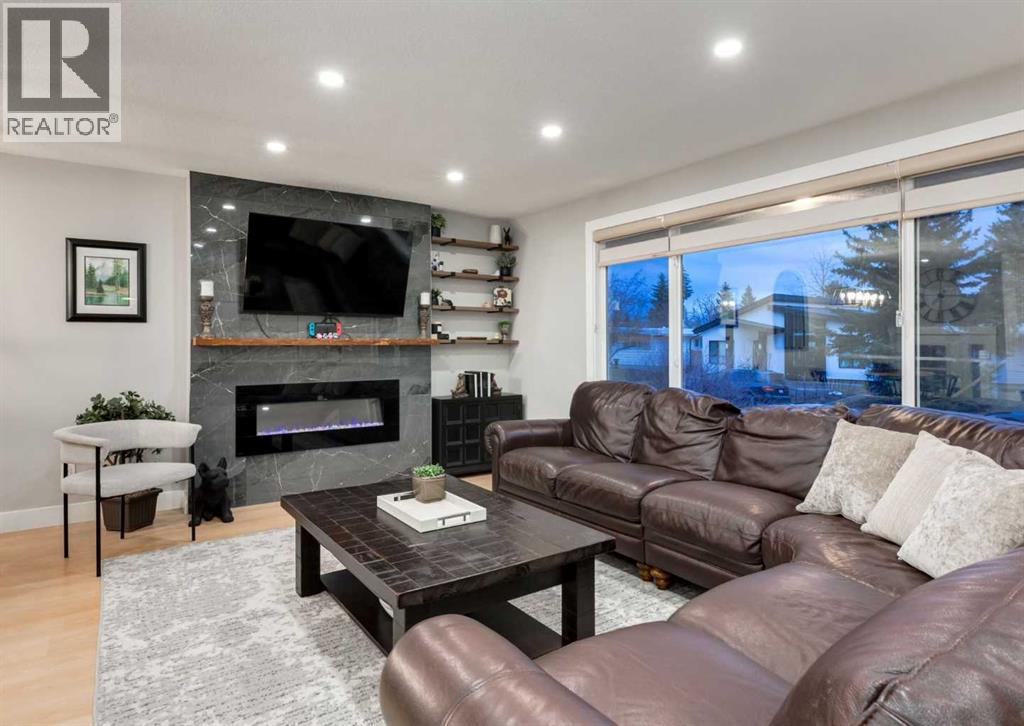 4627 Verona Drive Nw, Calgary, Alberta  T3A 0P5 - Photo 6 - A2301023