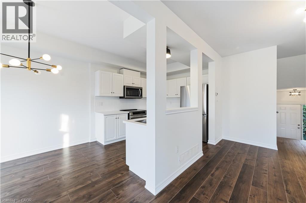 9 Liddycoat Lane Unit# 18, Ancaster, Ontario  L9G 0A7 - Photo 18 - 40821362