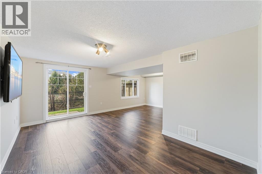 9 Liddycoat Lane Unit# 18, Ancaster, Ontario  L9G 0A7 - Photo 34 - 40821362