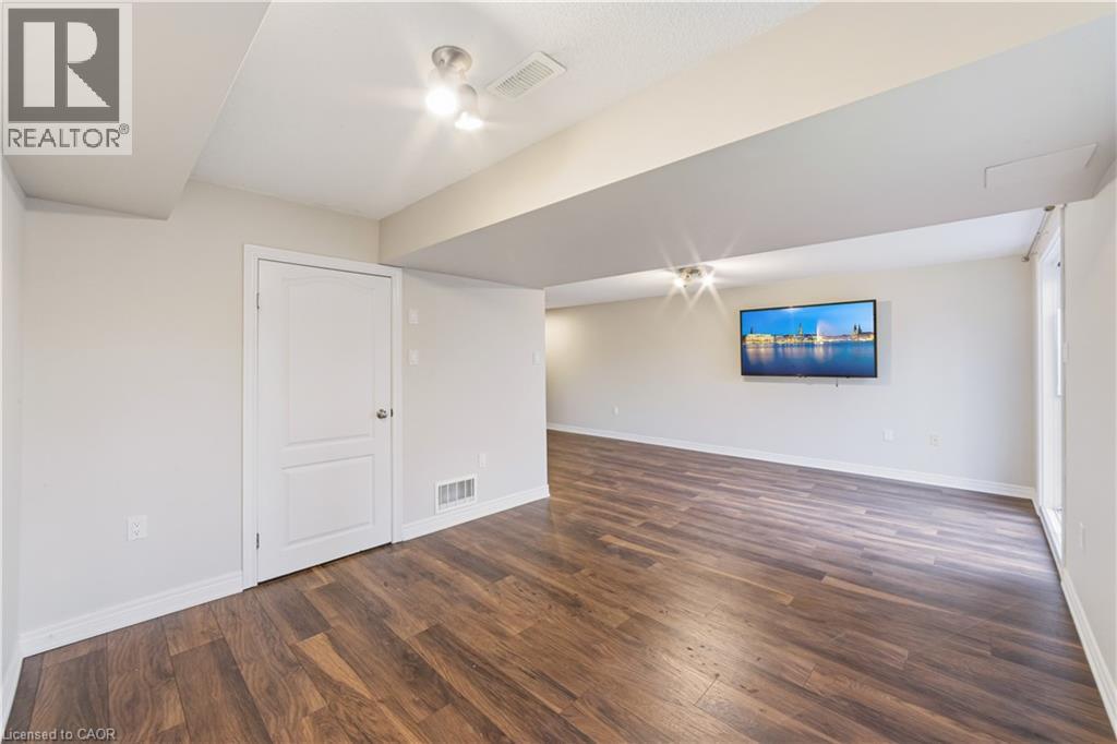 9 Liddycoat Lane Unit# 18, Ancaster, Ontario  L9G 0A7 - Photo 37 - 40821362