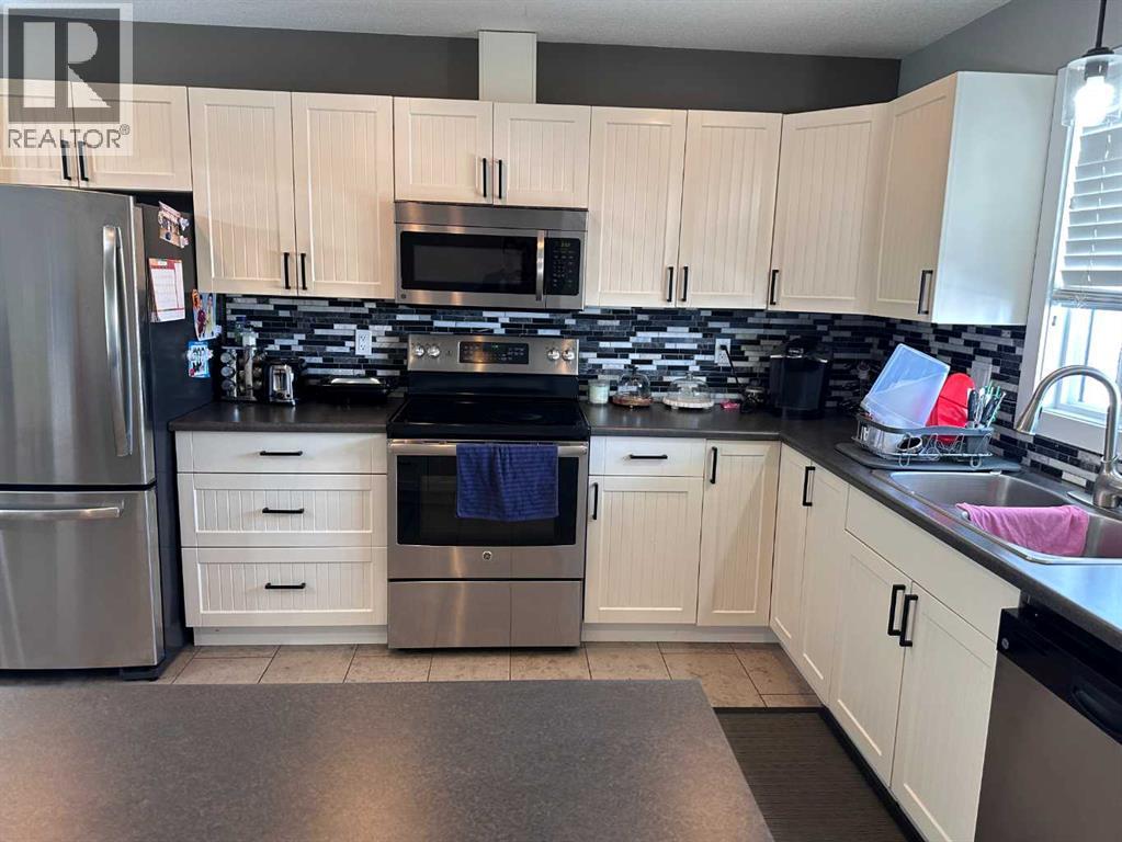 9632 100 Avenue, Lac La Biche, Alberta  T0A 2C0 - Photo 7 - A2303227