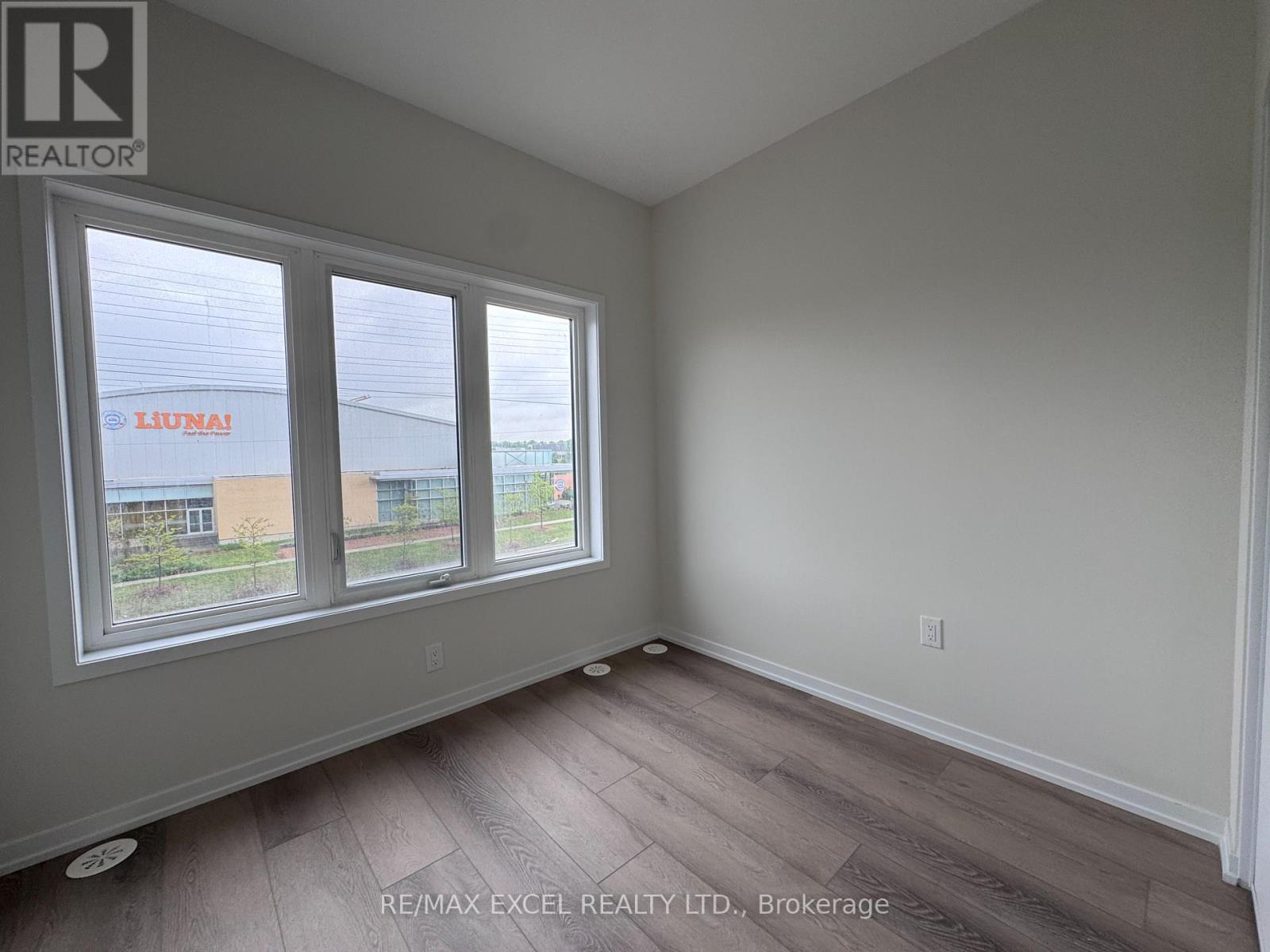 74 Matawin Lane, Richmond Hill, Ontario  L4B 0H7 - Photo 12 - N13016856