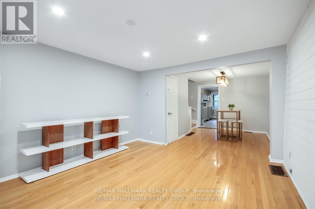 231 St Andrew Street, Ottawa, Ontario  K1N 5G5 - Photo 5 - X12895820