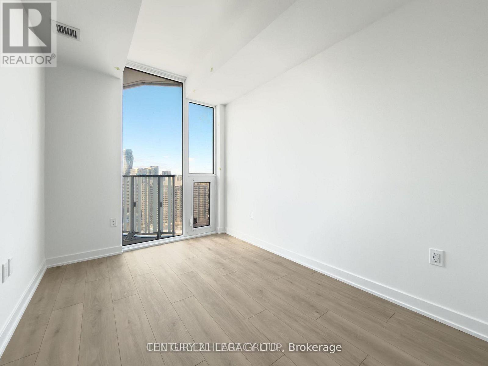 2105 - 1 Fairview Road E, Mississauga, Ontario  L5A 4C6 - Photo 11 - W13016858