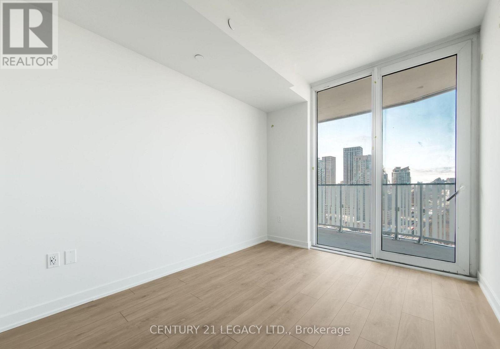 2105 - 1 Fairview Road E, Mississauga, Ontario  L5A 4C6 - Photo 12 - W13016858