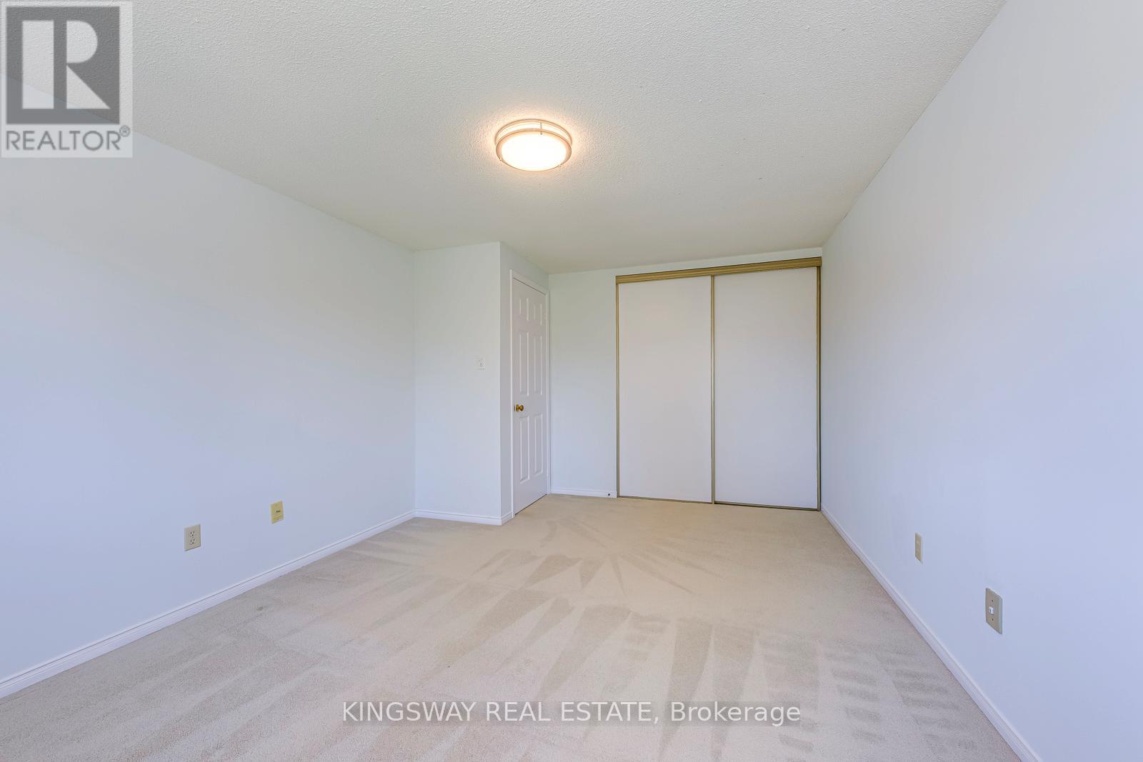 4020 Melfort Crescent, Mississauga, Ontario  L5L 4K8 - Photo 34 - W13016876