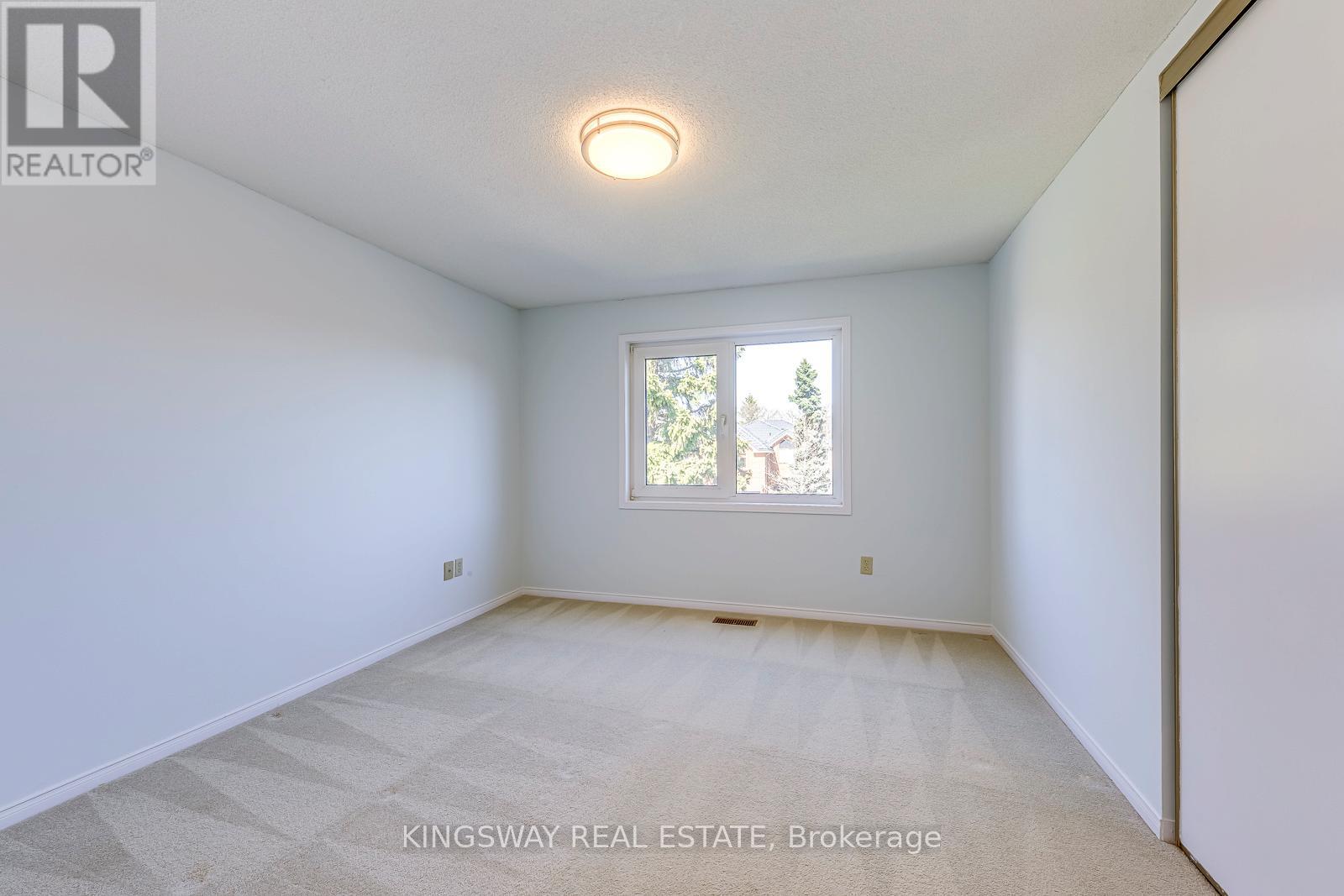 4020 Melfort Crescent, Mississauga, Ontario  L5L 4K8 - Photo 35 - W13016876