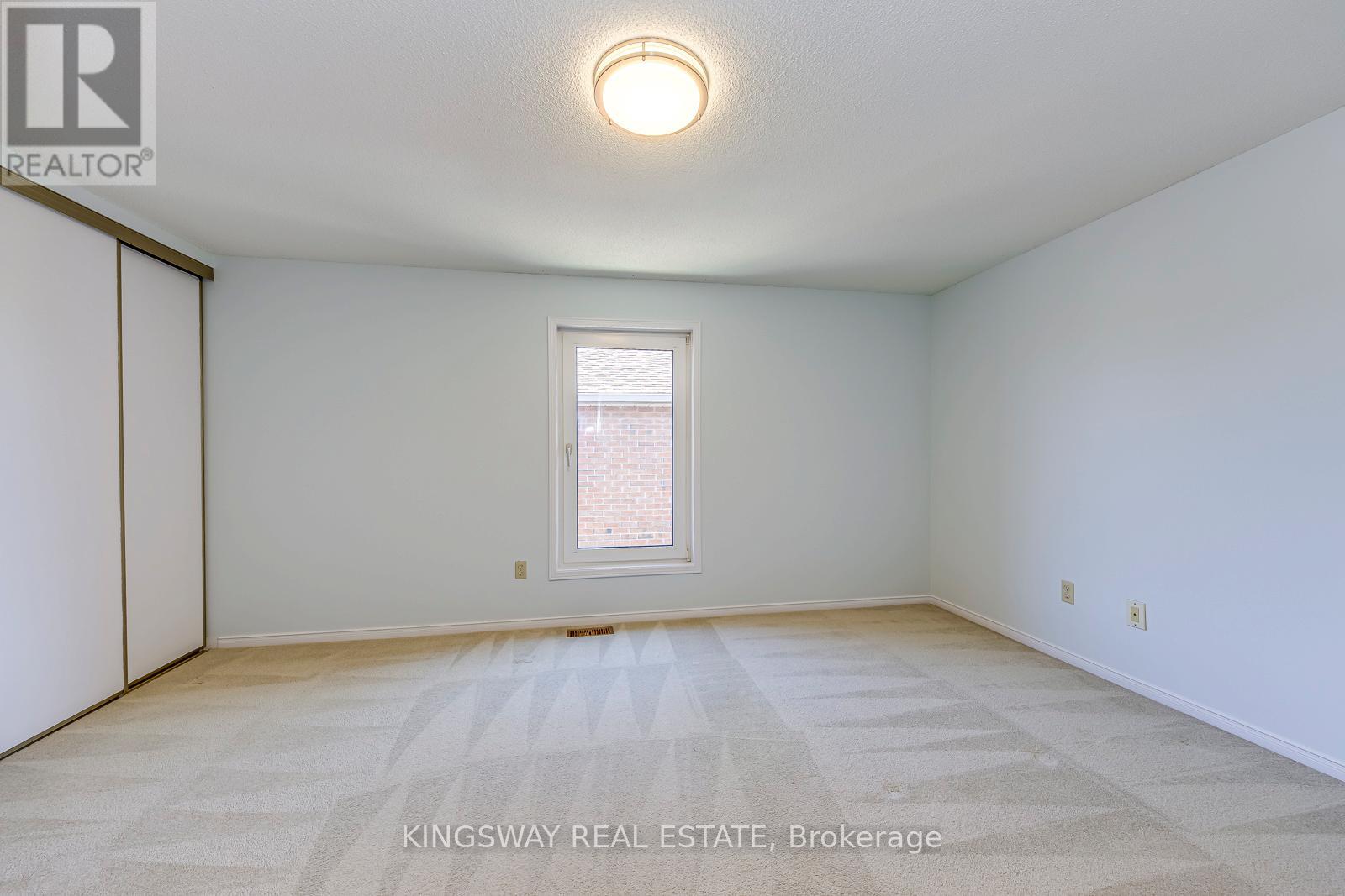 4020 Melfort Crescent, Mississauga, Ontario  L5L 4K8 - Photo 37 - W13016876