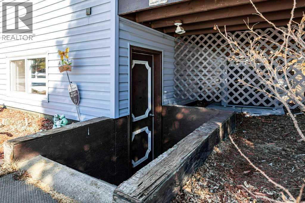 5020 61 Avenueclose, Ponoka, Alberta  T4J 1E7 - Photo 5 - A2288447