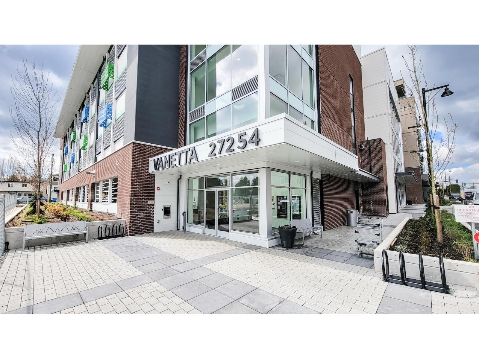 711 27254 Aldergrove Town Centre Drive, Langley, British Columbia  V4W 0E5 - Photo 2 - R3111533