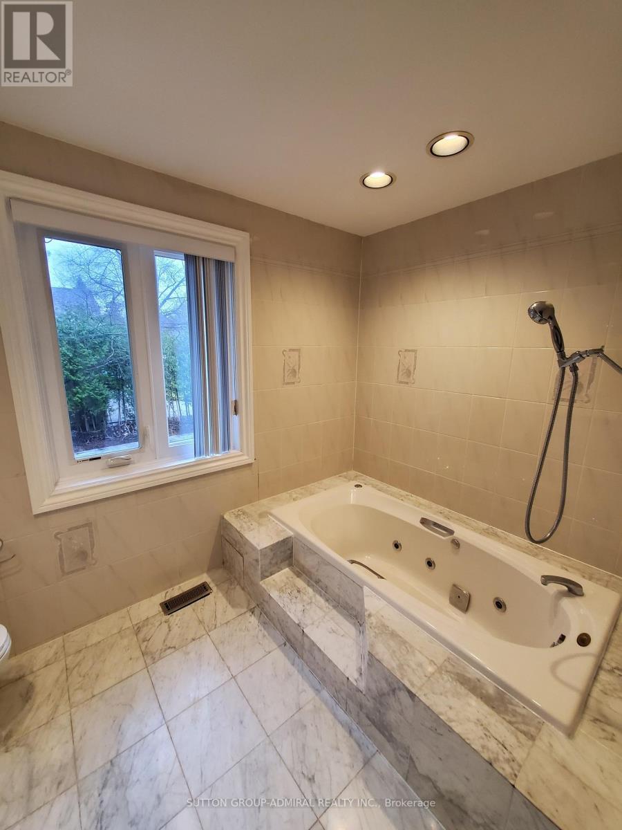 37 - 37 Laureleaf, Thornhill Laureleaf Road, Markham, Ontario  L3T 2X6 - Photo 8 - N13016200