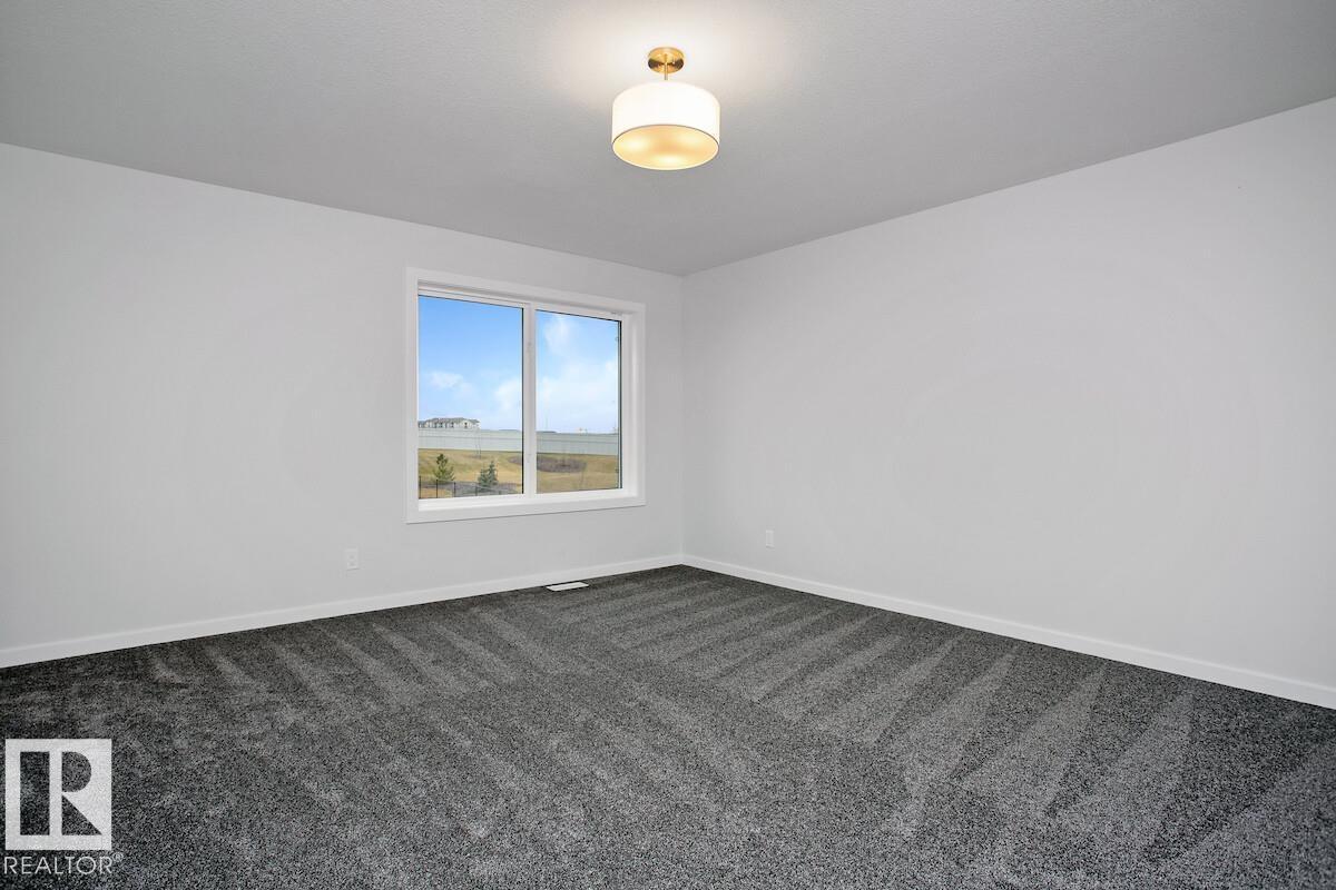 11 Cloutier, St. Albert, Alberta  T8N 0R6 - Photo 7 - E4468536