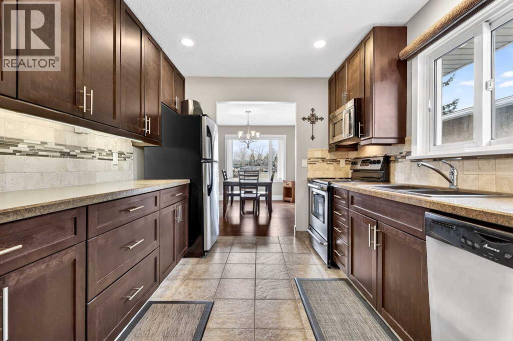 8715 36 Avenue Nw, Calgary, Alberta  T3B 1W2 - Photo 18 - A2301311