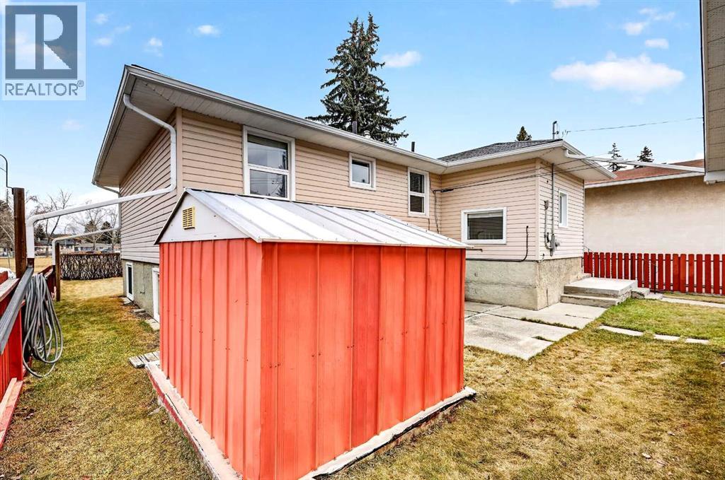 8715 36 Avenue Nw, Calgary, Alberta  T3B 1W2 - Photo 47 - A2301311