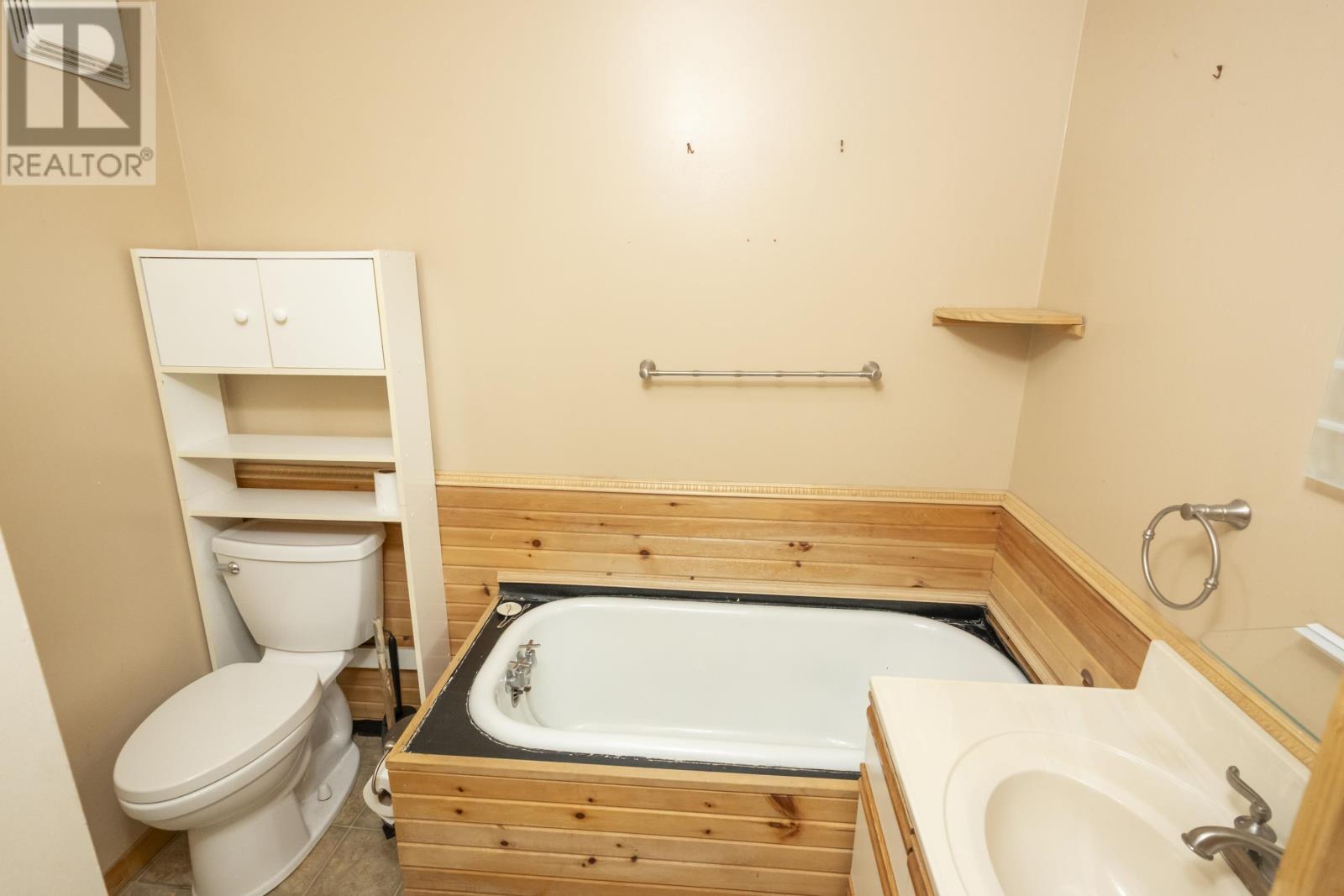 118 Selkirk St N, Thunder Bay, Ontario  P7C 4J9 - Photo 22 - TB2600730