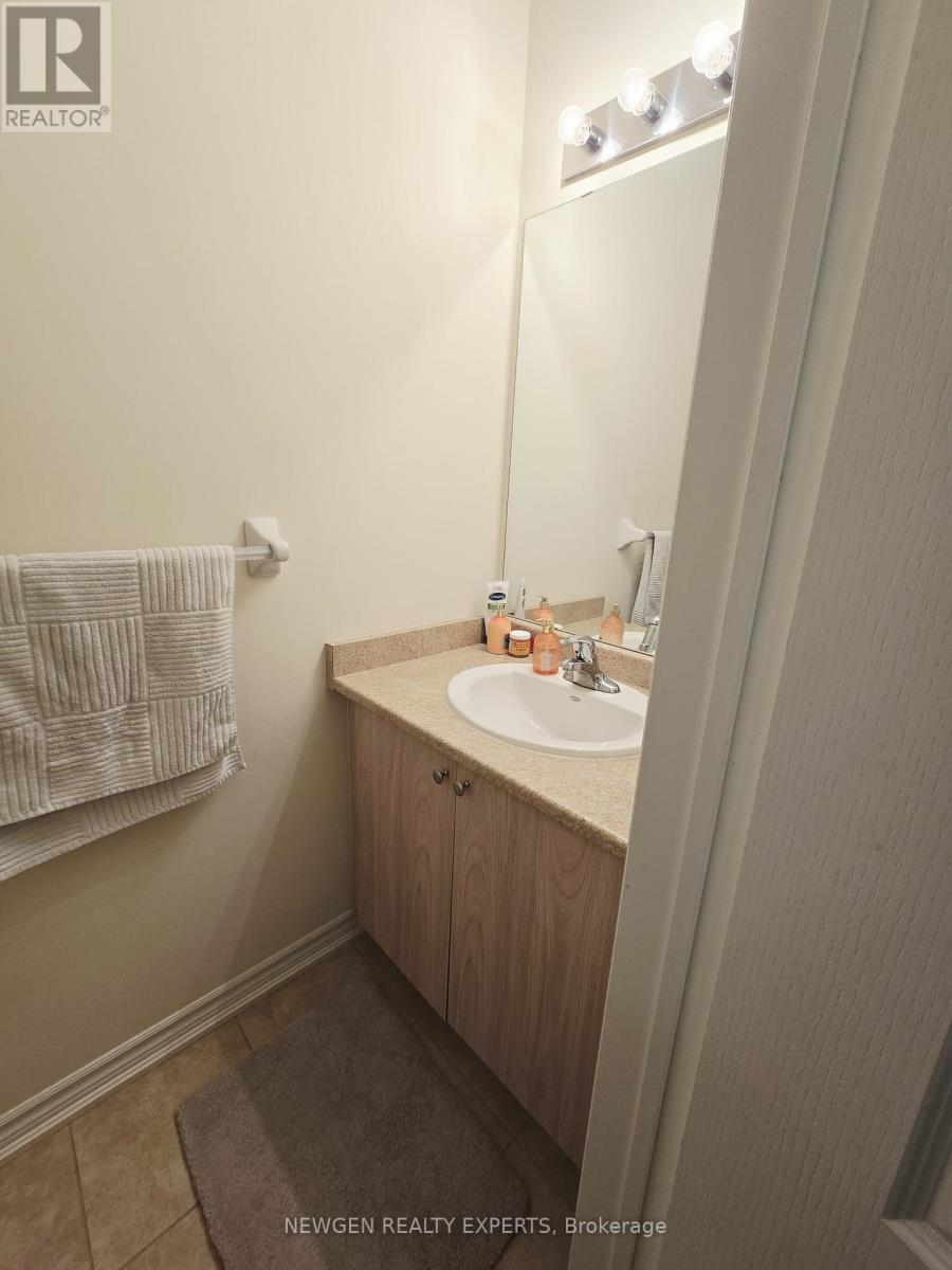 12 Cachia Lane, Ajax, Ontario  L1T 0P8 - Photo 25 - E12994184