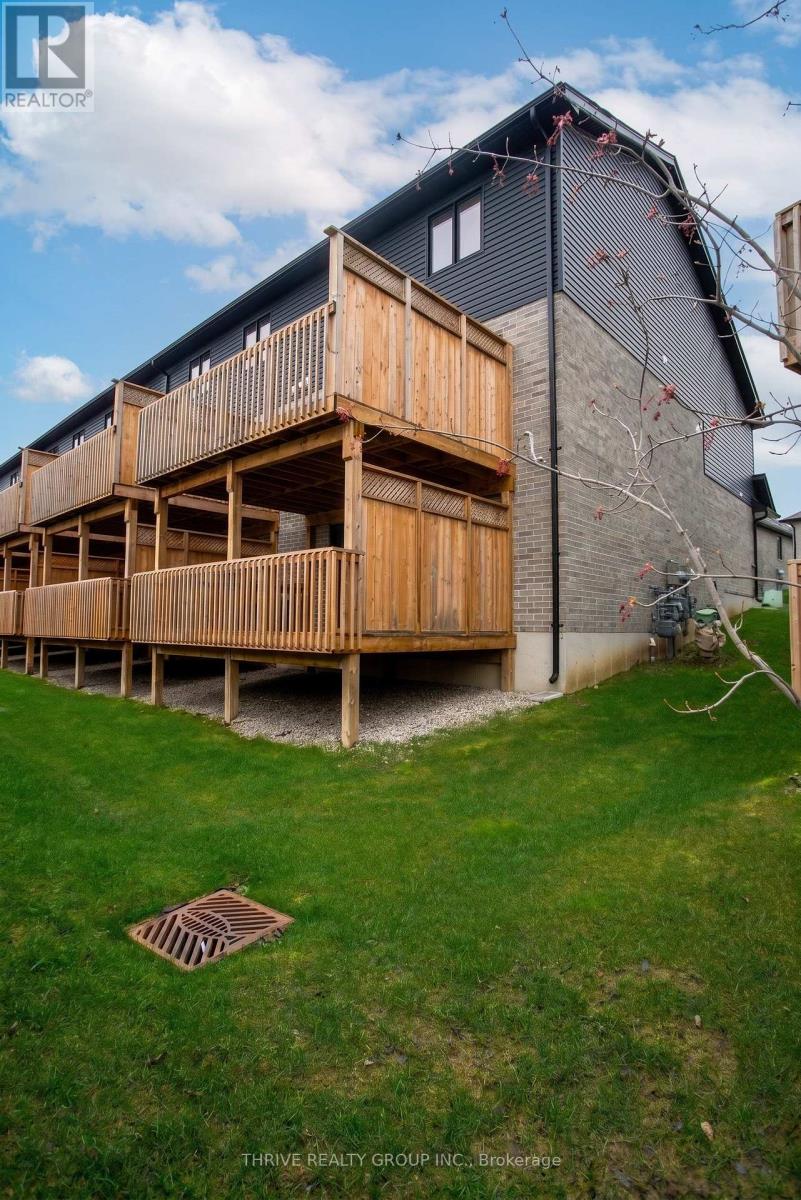 24 - 2261 Linkway Boulevard, London South, Ontario  N6K 0L4 - Photo 39 - X12761366
