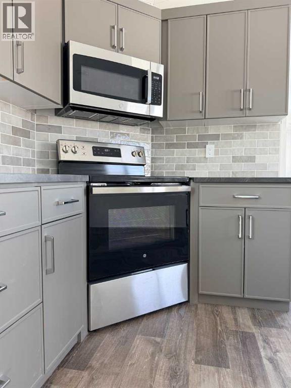 140 Caouette Crescent, Fort Mcmurray, Alberta  T9K 2H5 - Photo 3 - A2302978