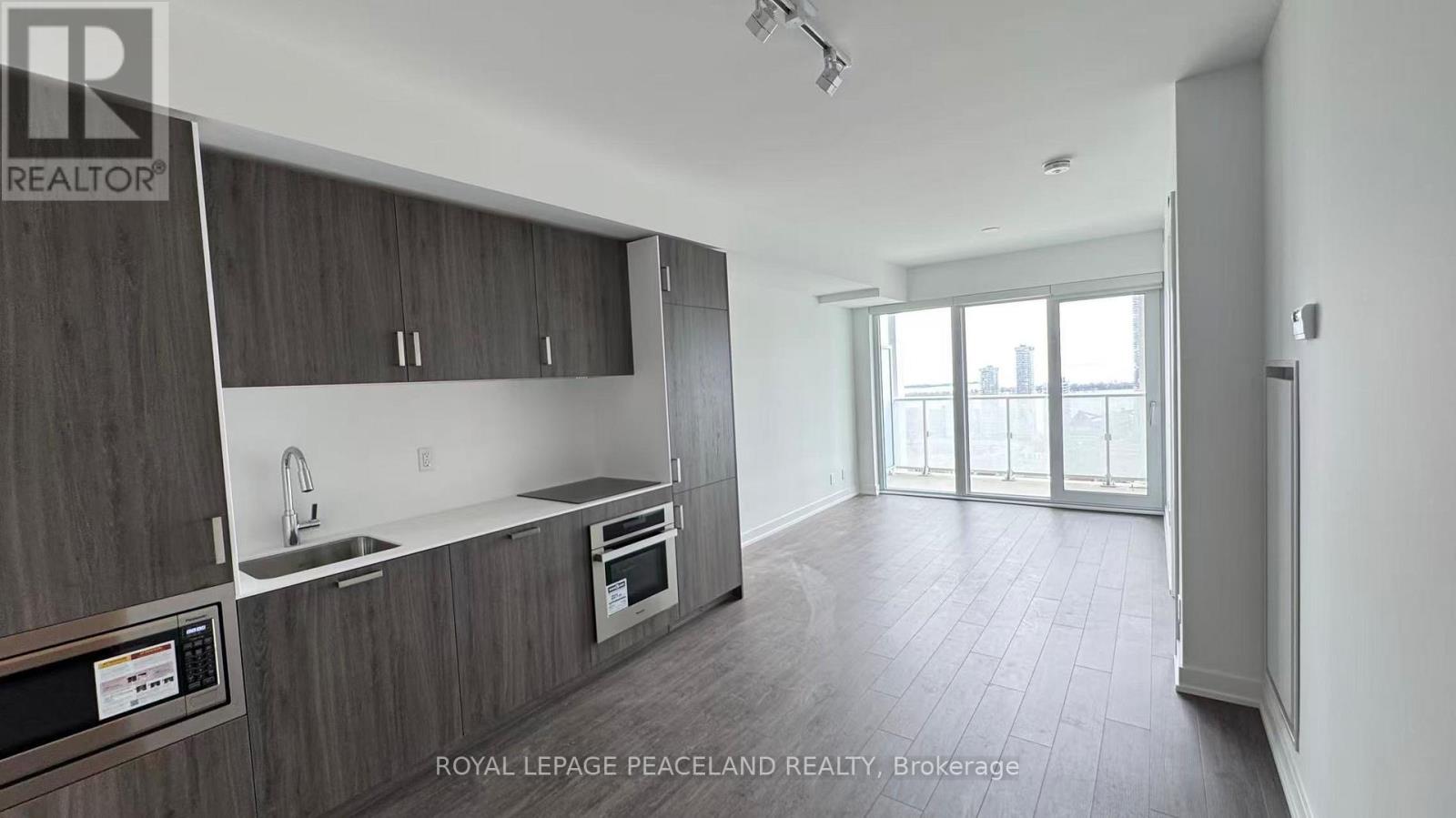 4209 - 88 Queen Street E, Toronto, Ontario  M5C 0B6 - Photo 3 - C13016886