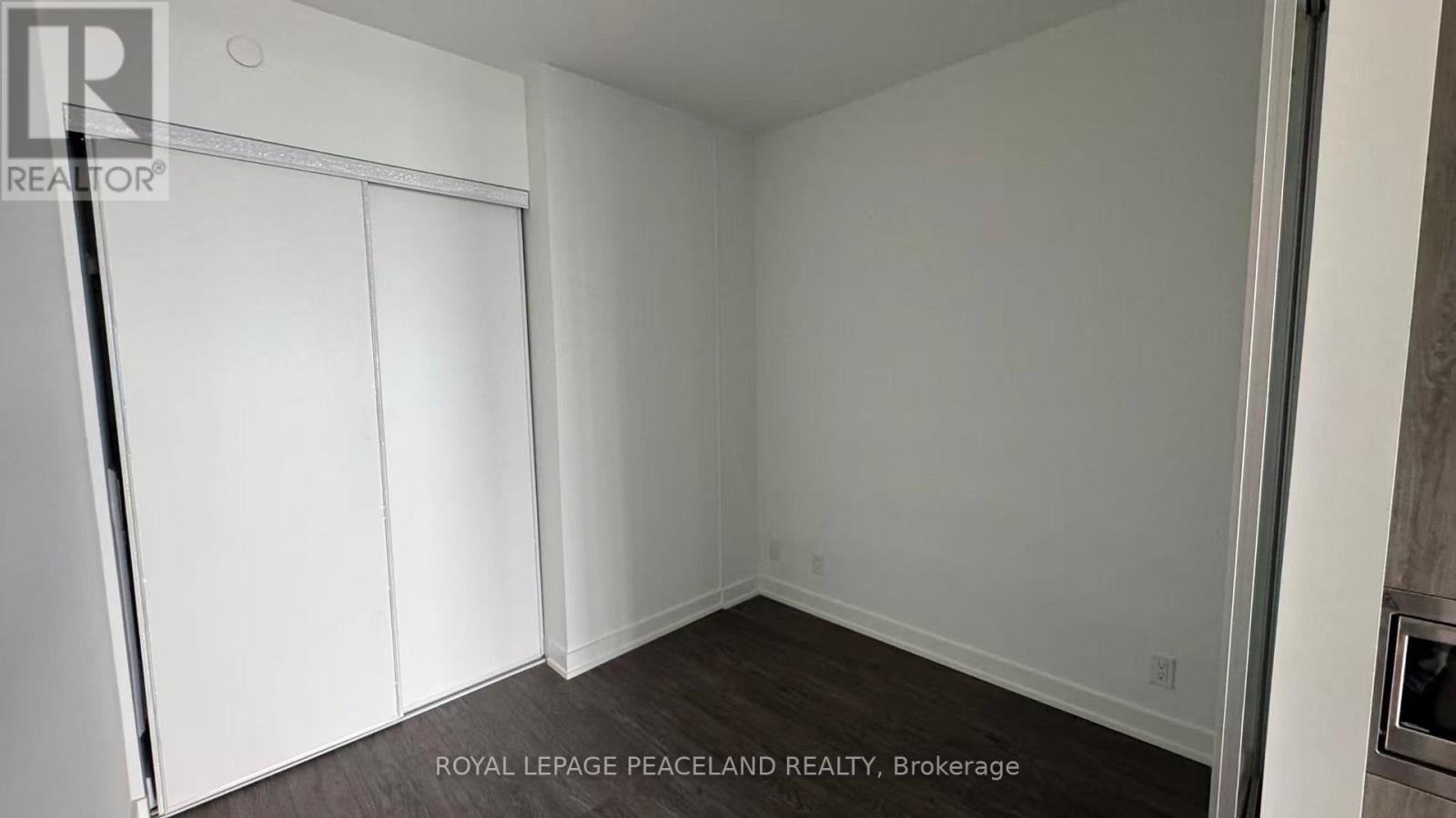 4209 - 88 Queen Street E, Toronto, Ontario  M5C 0B6 - Photo 4 - C13016886