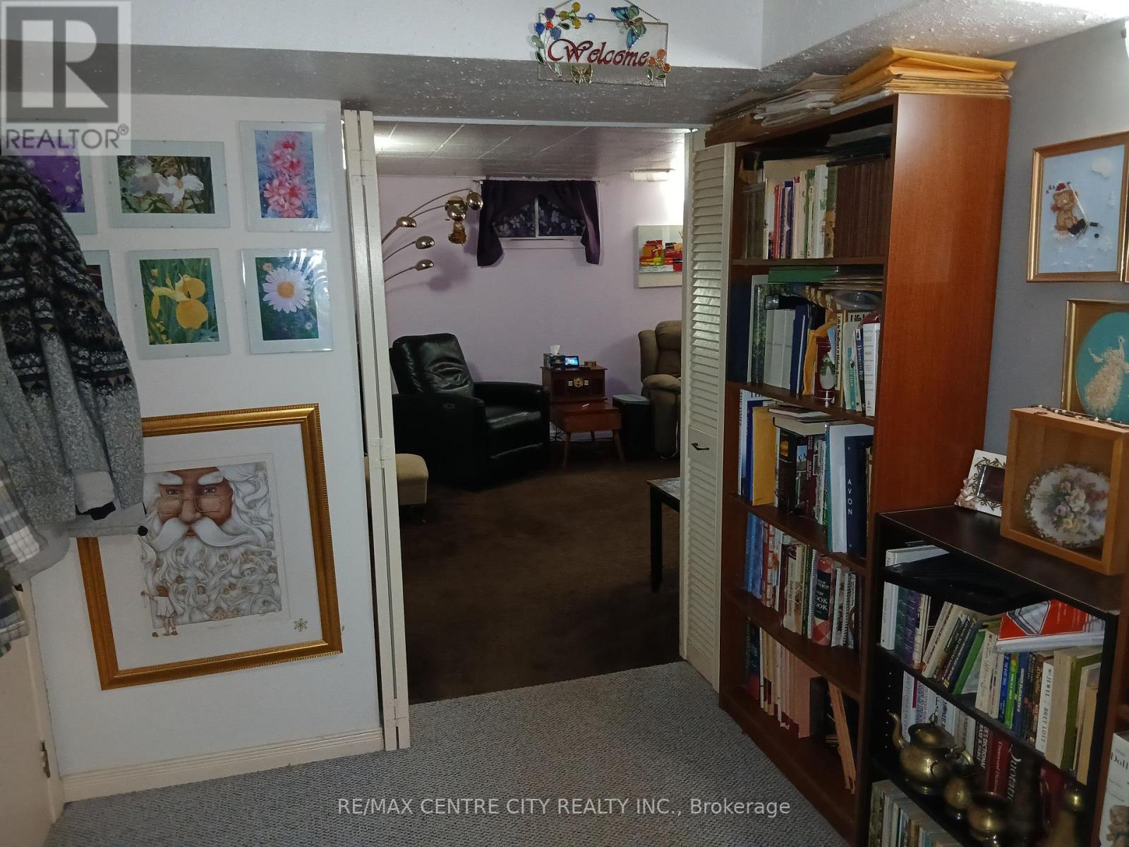 Photo 22 of 31 for 1948 Royal Crescent