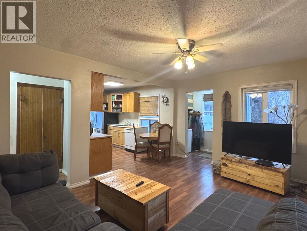 5319 47 Avenue, Wetaskiwin, Alberta  T9A 0K9 - Photo 5 - A2303129