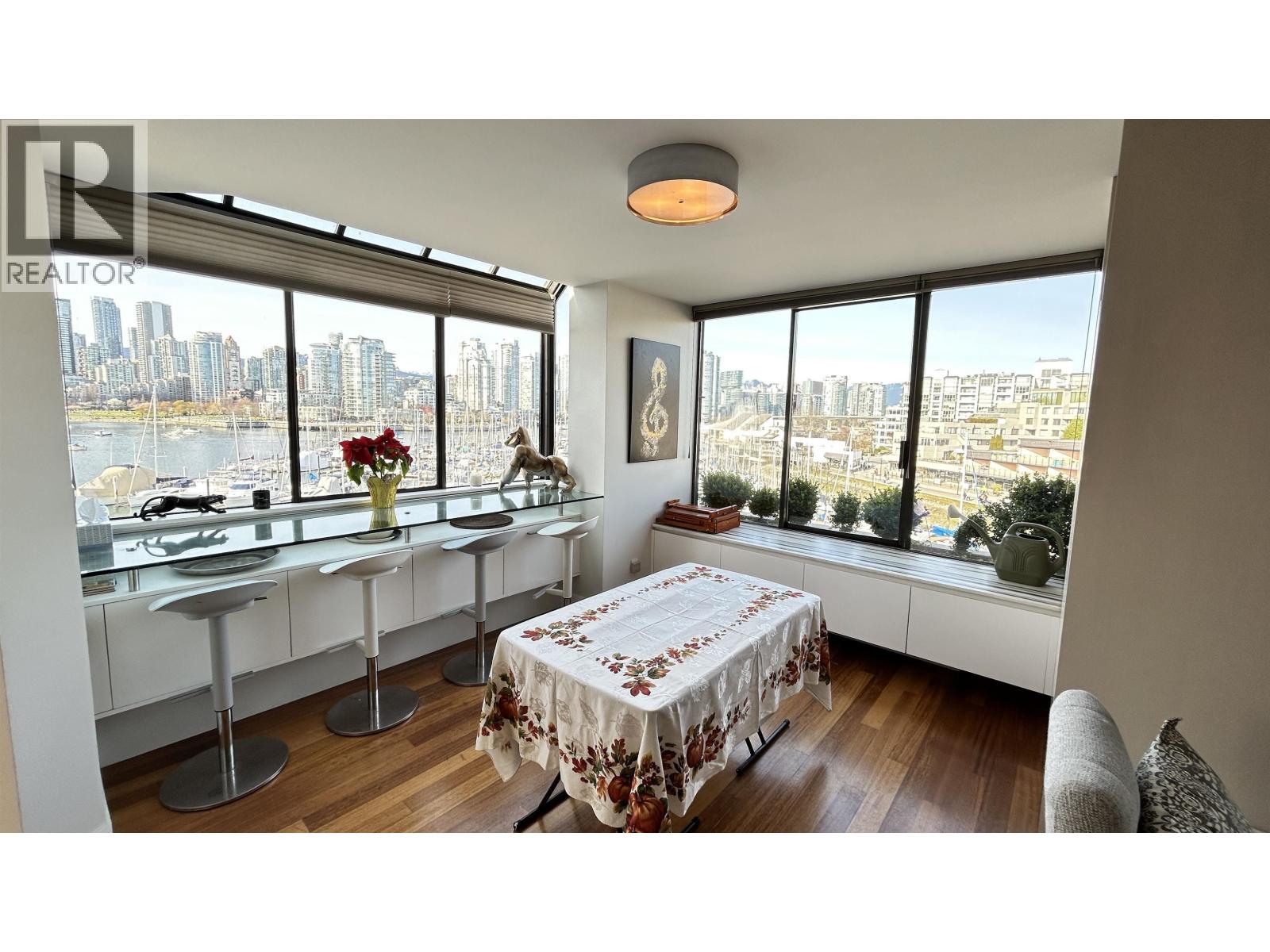 315 674 Leg In Boot Square, Vancouver, British Columbia  V5Z 4B4 - Photo 12 - R3113010