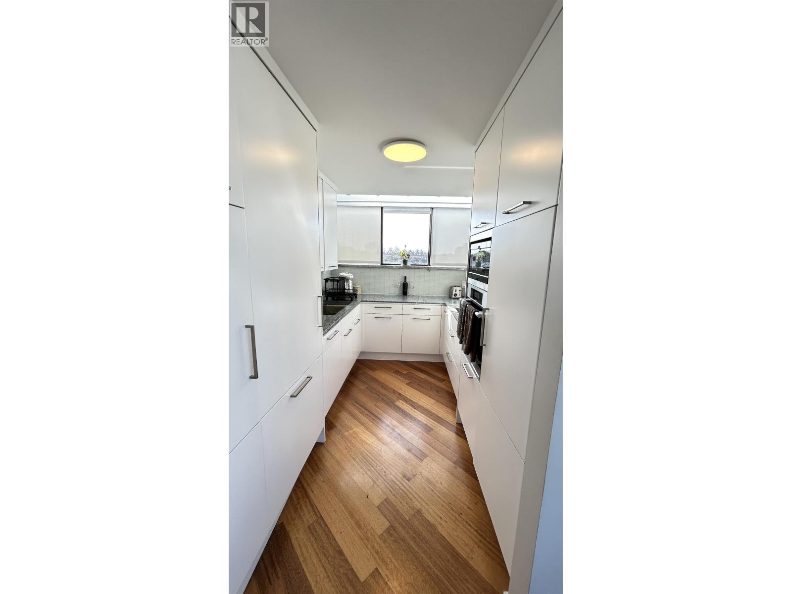 315 674 Leg In Boot Square, Vancouver, British Columbia  V5Z 4B4 - Photo 14 - R3113010