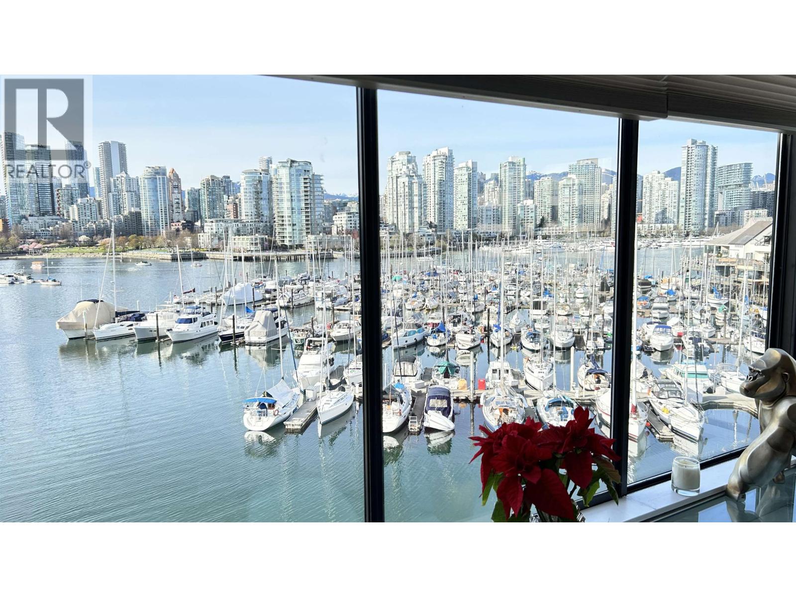 315 674 Leg In Boot Square, Vancouver, British Columbia  V5Z 4B4 - Photo 13 - R3113010