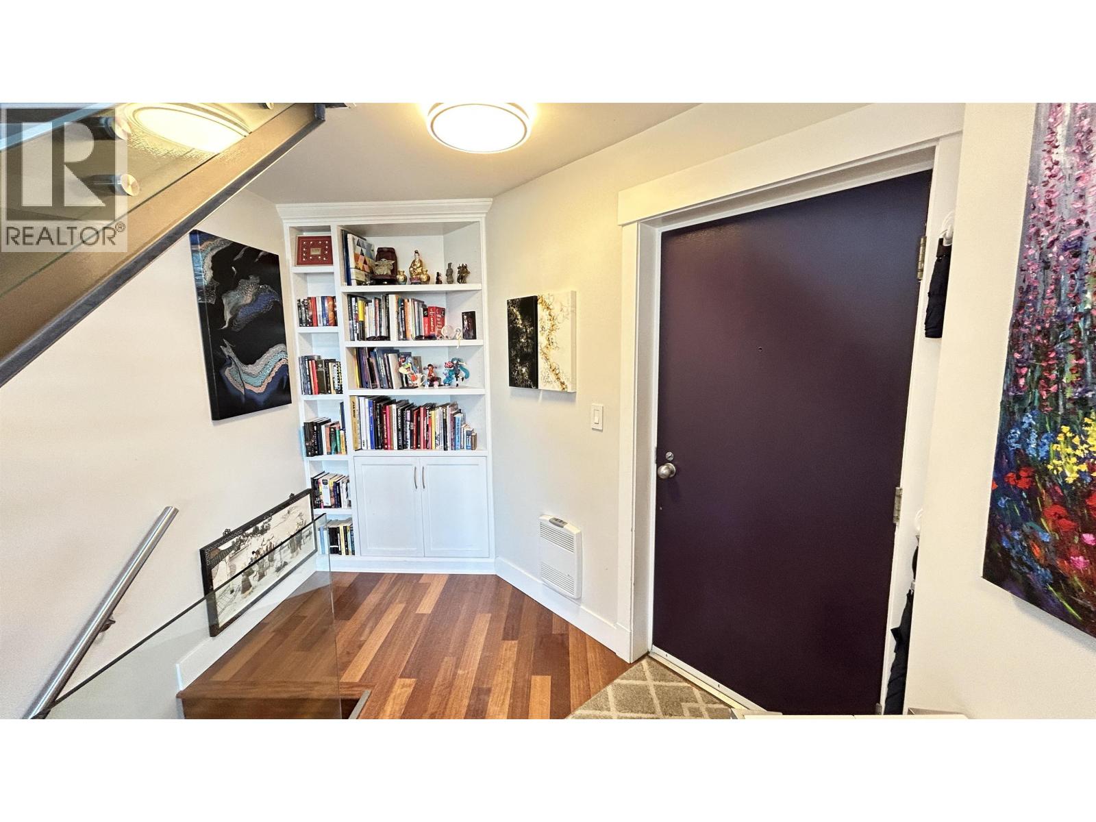 315 674 Leg In Boot Square, Vancouver, British Columbia  V5Z 4B4 - Photo 6 - R3113010