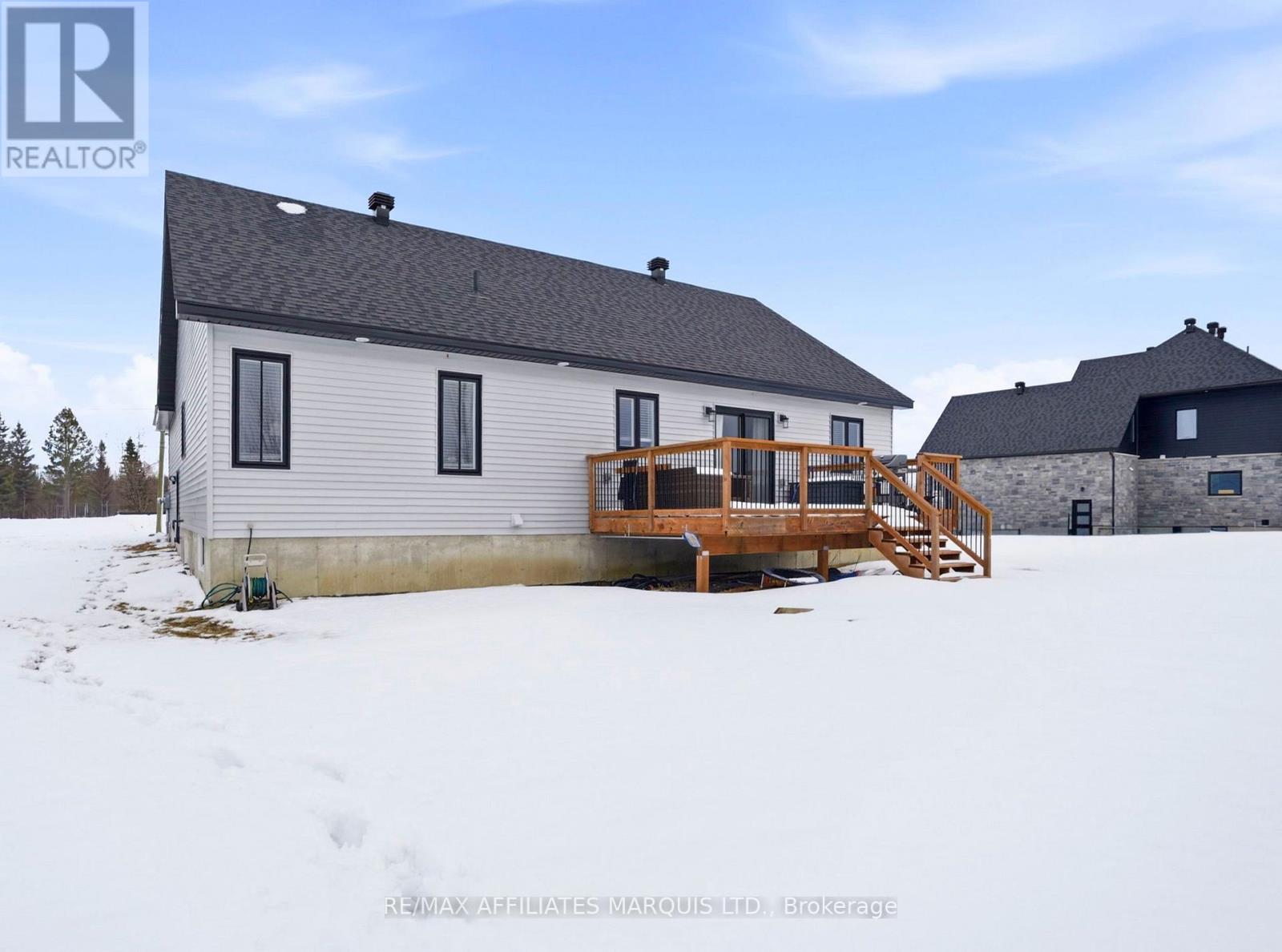6836 James Crescent, South Glengarry, Ontario  K0C 2E0 - Photo 46 - X12967334