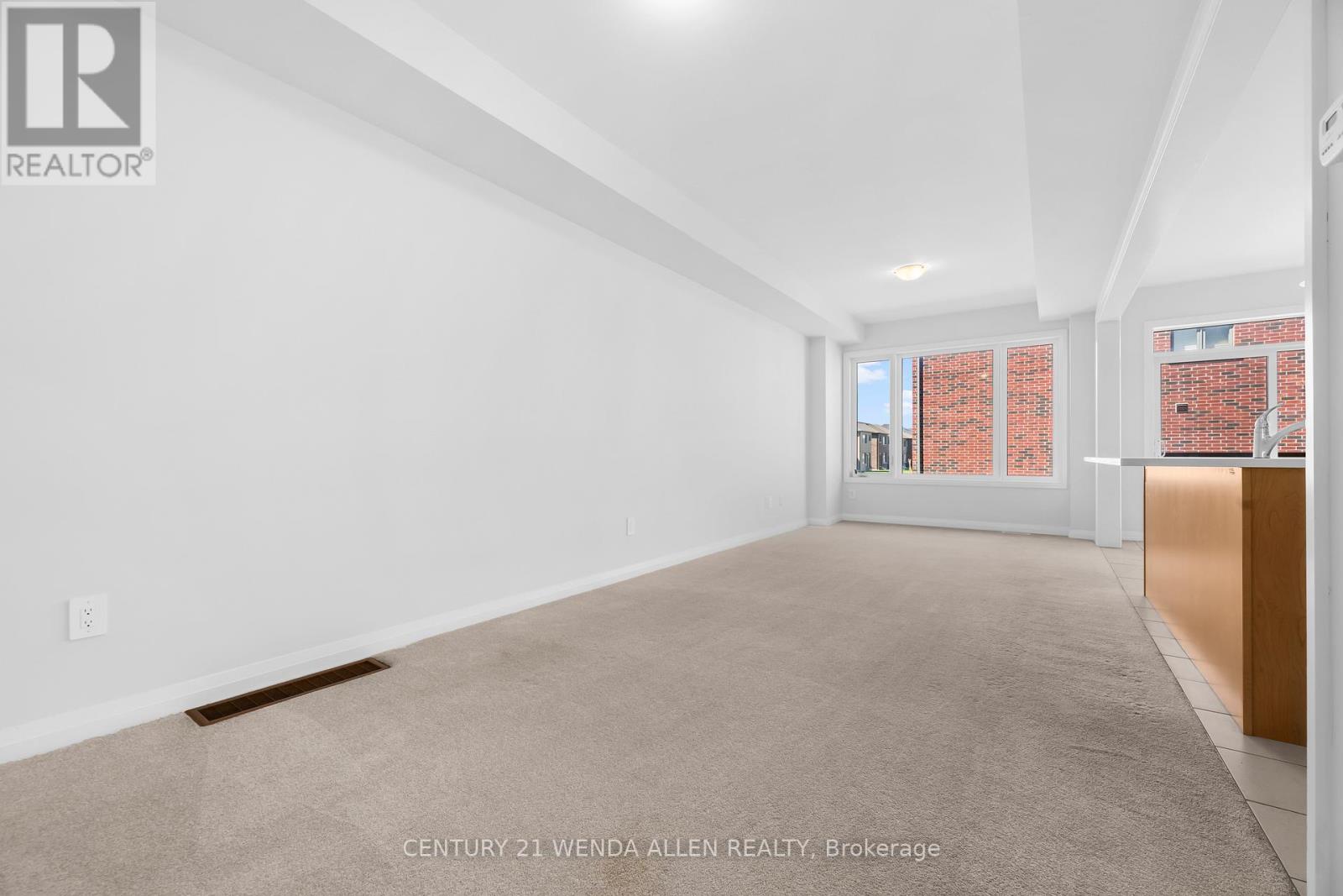 66 Corley Street, Kawartha Lakes, Ontario  K9V 6K2 - Photo 4 - X13016882