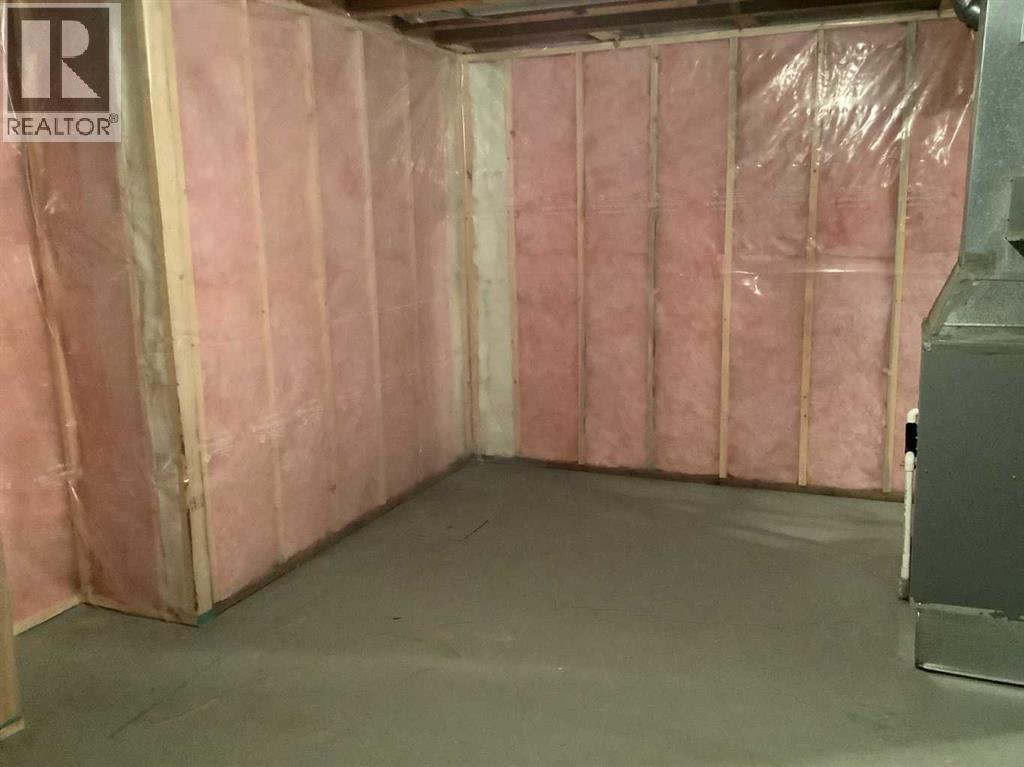 91 Edgehill Drive NW, Calgary, Alberta  T3A 2W1 - Photo 15 - A2286397