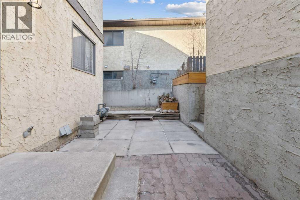 91 Edgehill Drive NW, Calgary, Alberta  T3A 2W1 - Photo 23 - A2286397