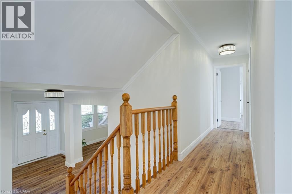 1252 Lakeview Drive, Oakville, Ontario  L6H 2M8 - Photo 15 - 40806713